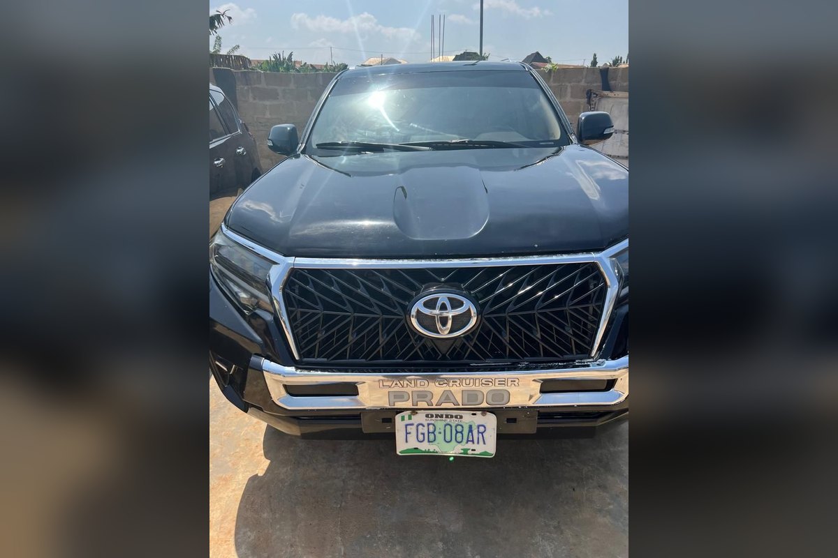 Toyota Prado 2022
